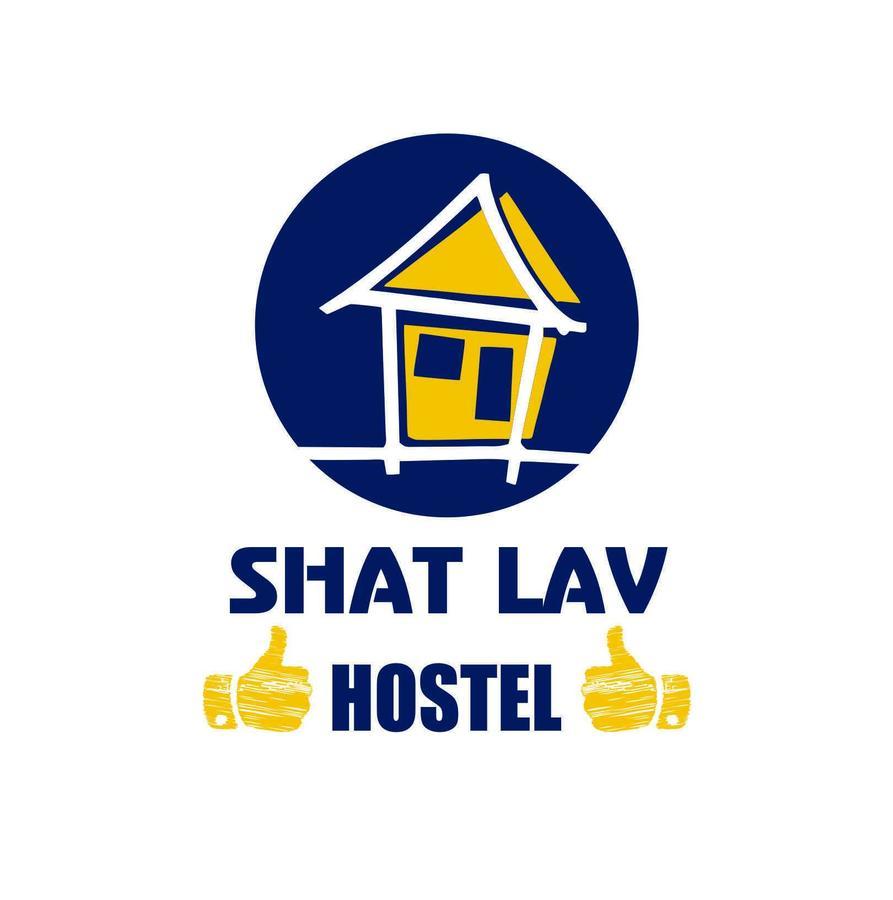 Shat Lav Hostel Yerevan Bagian luar foto
