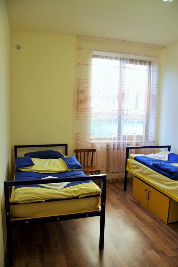 Shat Lav Hostel Yerevan Bagian luar foto